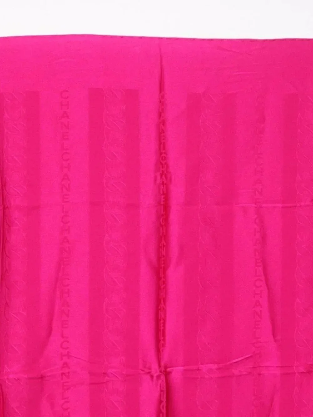 CHANEL Scarf Silk Pink CC Auth 174657A